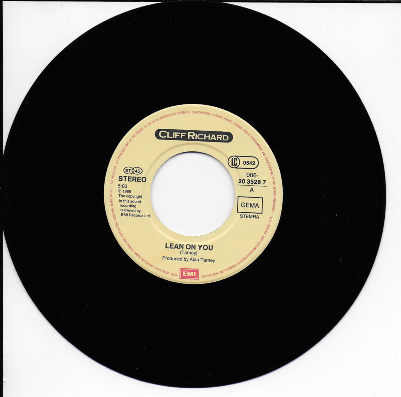 Cliff Richard - Lean on you