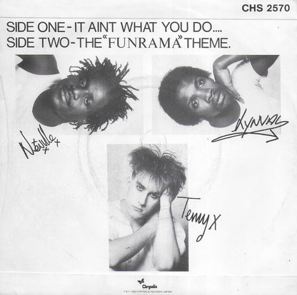 Fun Boy Three with Bananarama - It aint what you do (it's the way that you do it) (Engelse uitgave)