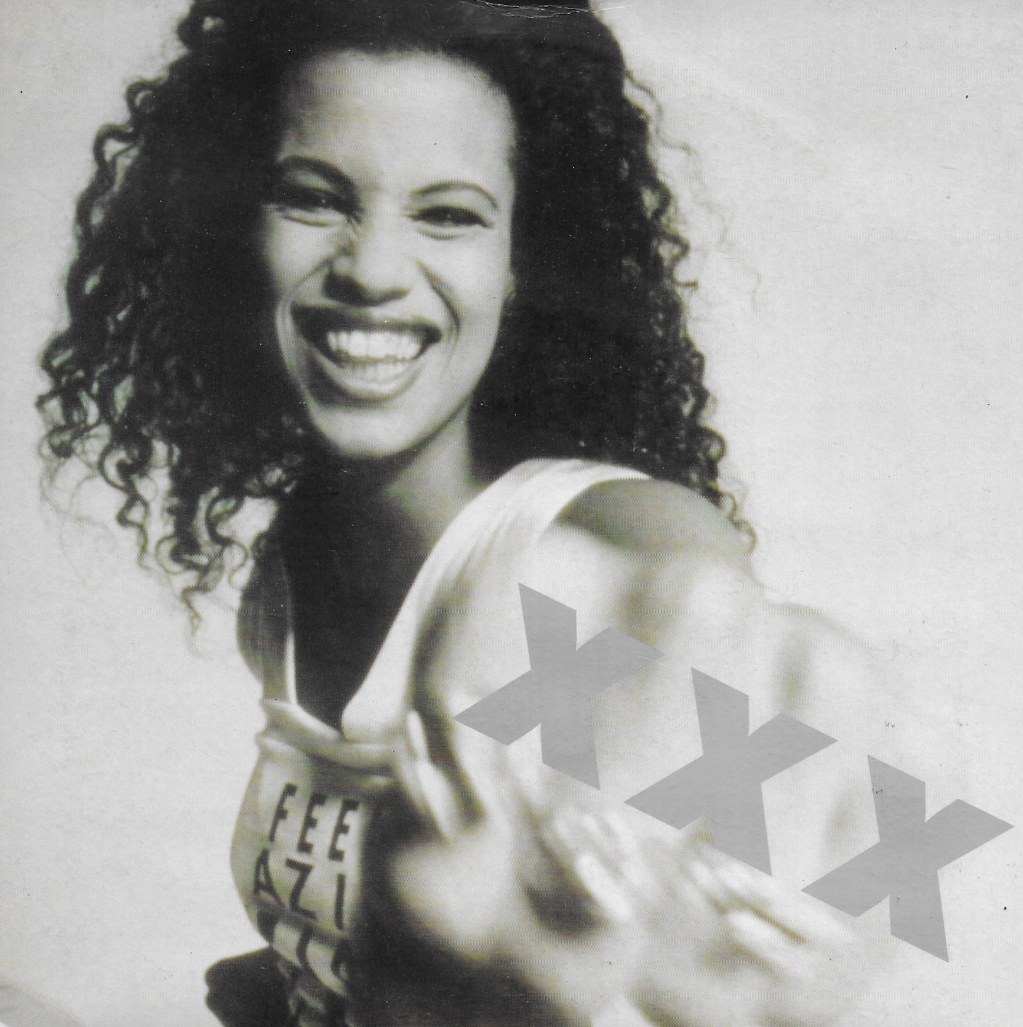 Neneh Cherry - Kisses on the wind (Engelse uitgave)
