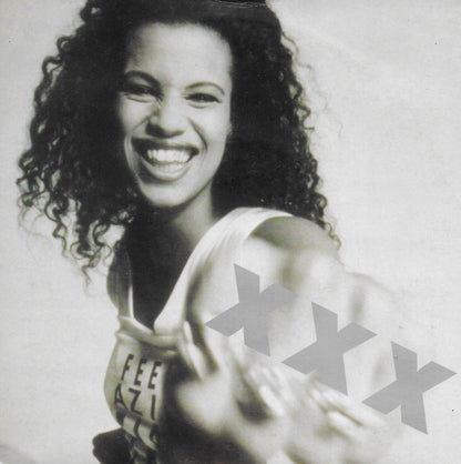 Neneh Cherry - Kisses on the wind (Engelse uitgave)