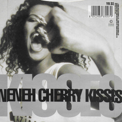 Neneh Cherry - Kisses on the wind (Engelse uitgave)