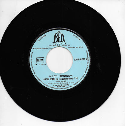 5th Dimension - On the beach (in the summertime) (Franse uitgave)