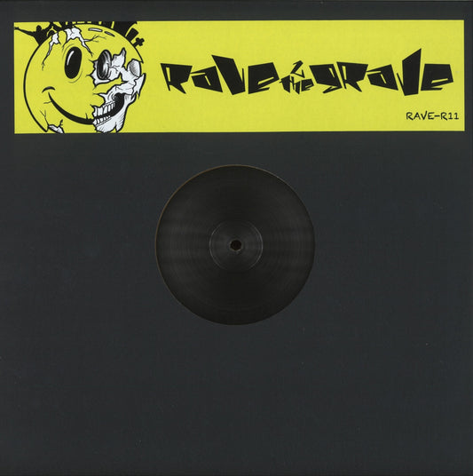 Rave 2 The Grave 11: SoundSource - Take me up / Praga Khan - Injected with a poison (Remixes) (12" Maxi Single)