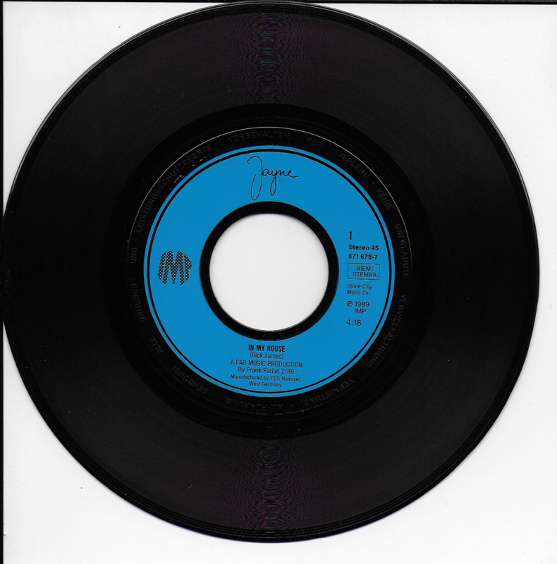 Jayne - In my house