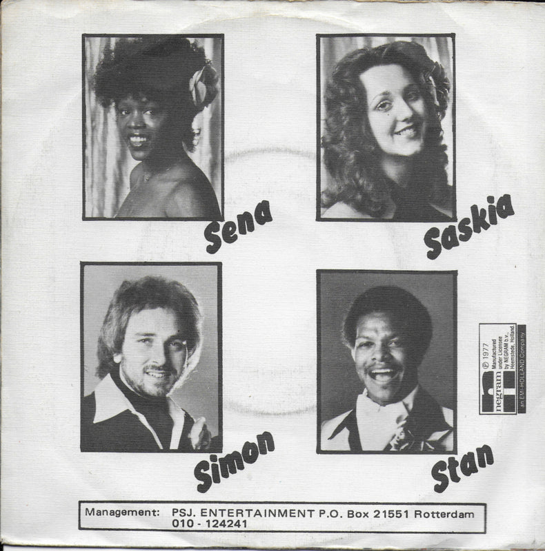 Black & White - Love me or leave me