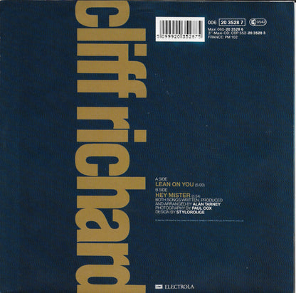 Cliff Richard - Lean on you