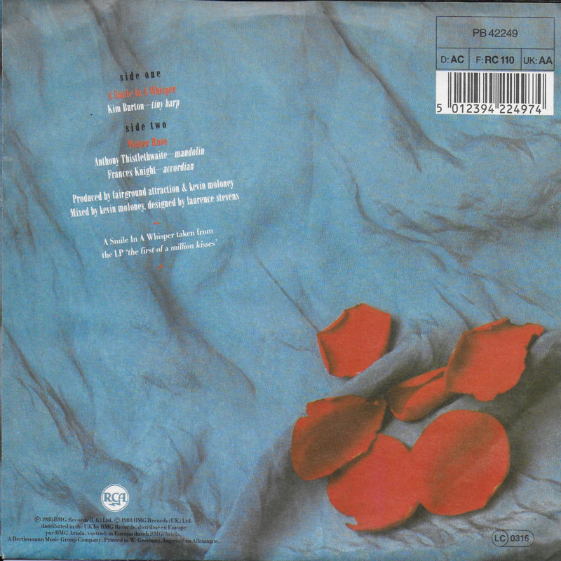 Fairground Attraction - A smile in a whisper