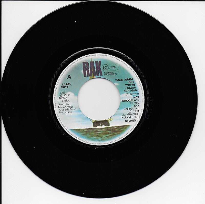 Hot Chocolate - What kinda boy you're lookin' for (girl)