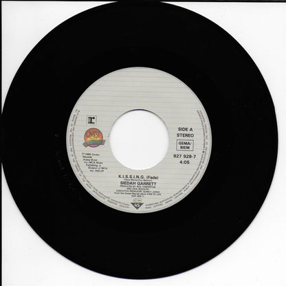 Siedah Garret - K.i.s.s.i.n.g.