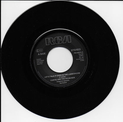 Curtie and the Boombox - Let's talk it over in the ladies room