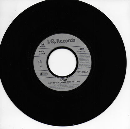 Sonia - Only fools (never fall in love)